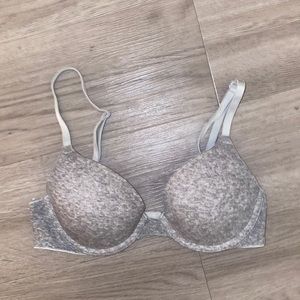 32B bra from PINK